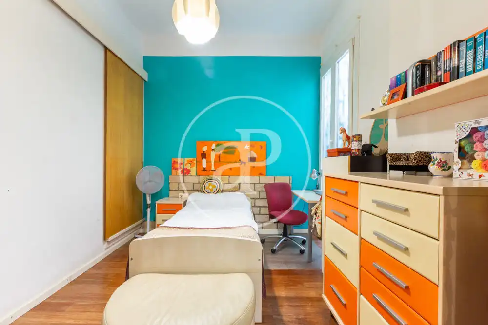 Habitación de Piso en venta en Valencia con Aire acondicionado, Calefacción y Terraza