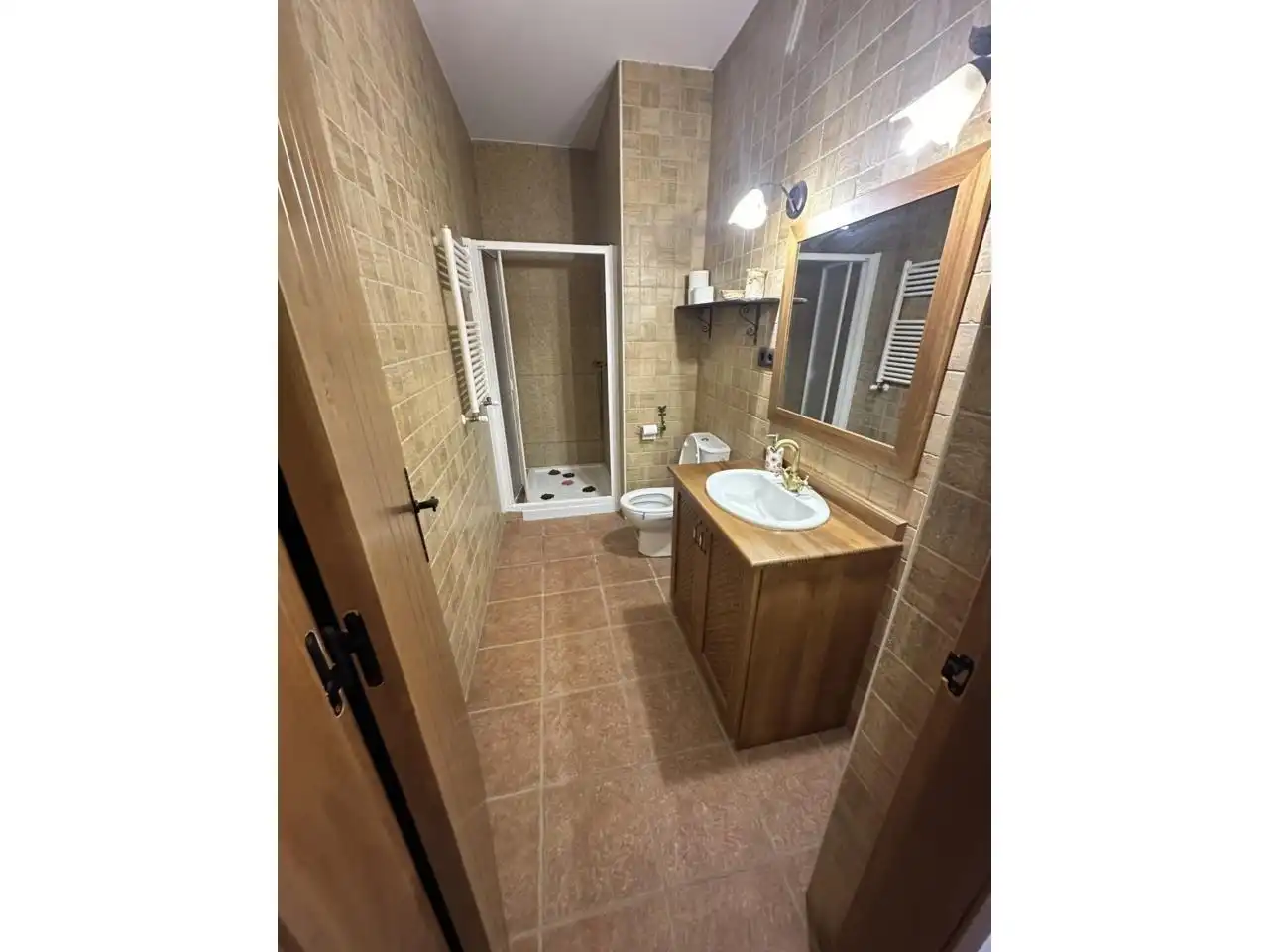 Bathroom of Houses for sale in Villar de Olalla  with Air Conditioner, Heating and Private garden
