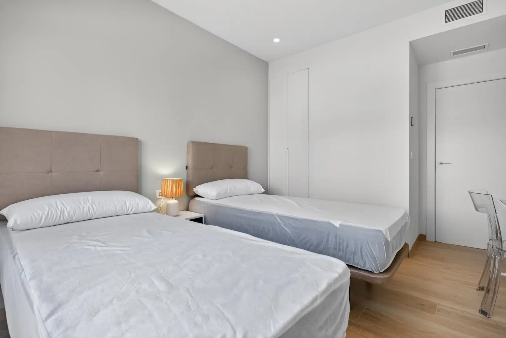 Dormitori de Apartament en venda en Guardamar del Segura amb Moblat