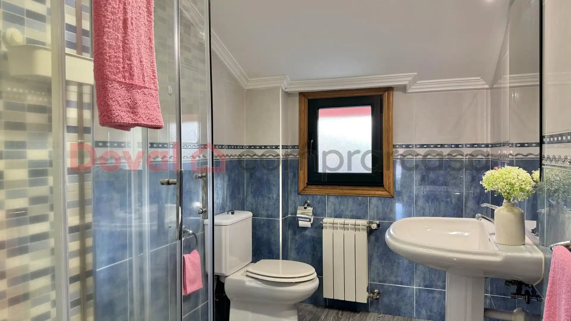 Bathroom of Houses for sale in Salceda de Caselas  with Heating, Private garden and Terrace