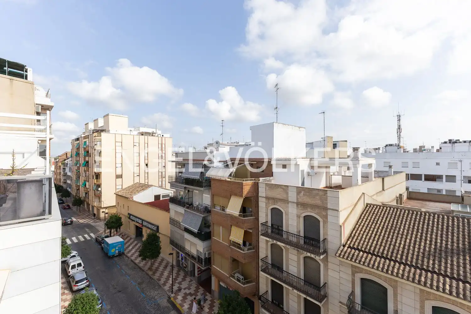 Terrasse von Dachboden zur Miete in Algemesí mit Klimaanlage, Heizung und Parkett