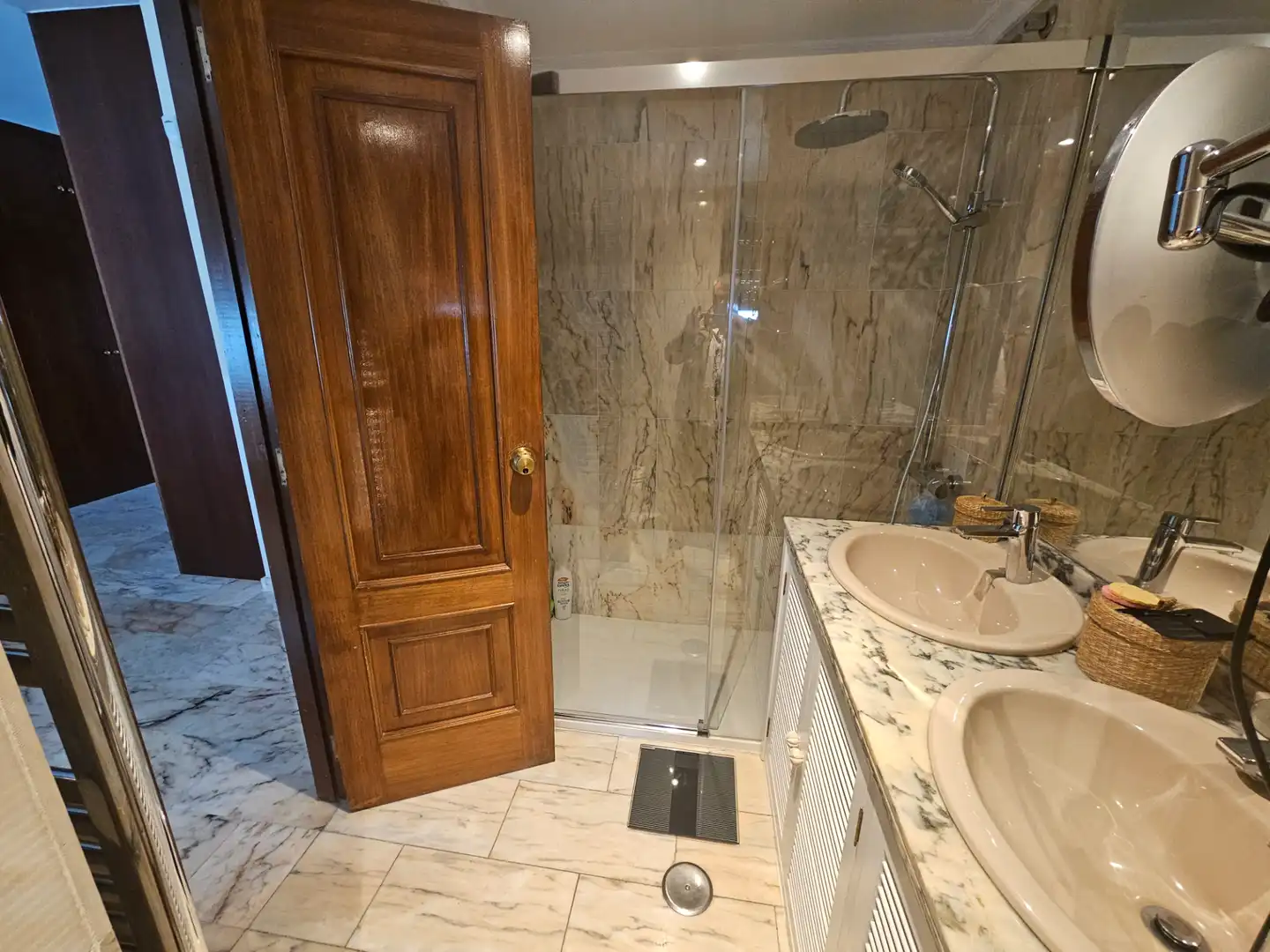 Bany de Casa o xalet en venda en Cáceres amb Aire condicionat, Calefacció i Jardí privat