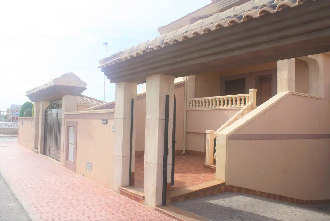 Casa rústica en venda a Los Balcones - Los Altos