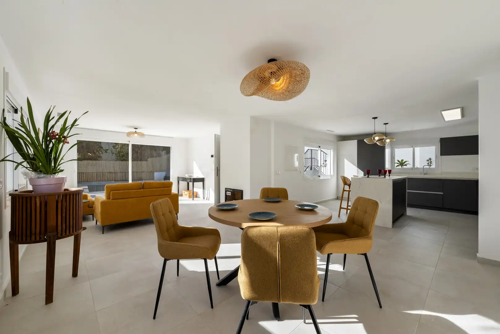 Dining room of Houses for sale in Mijas  with Air Conditioner, Private garden and Terrace