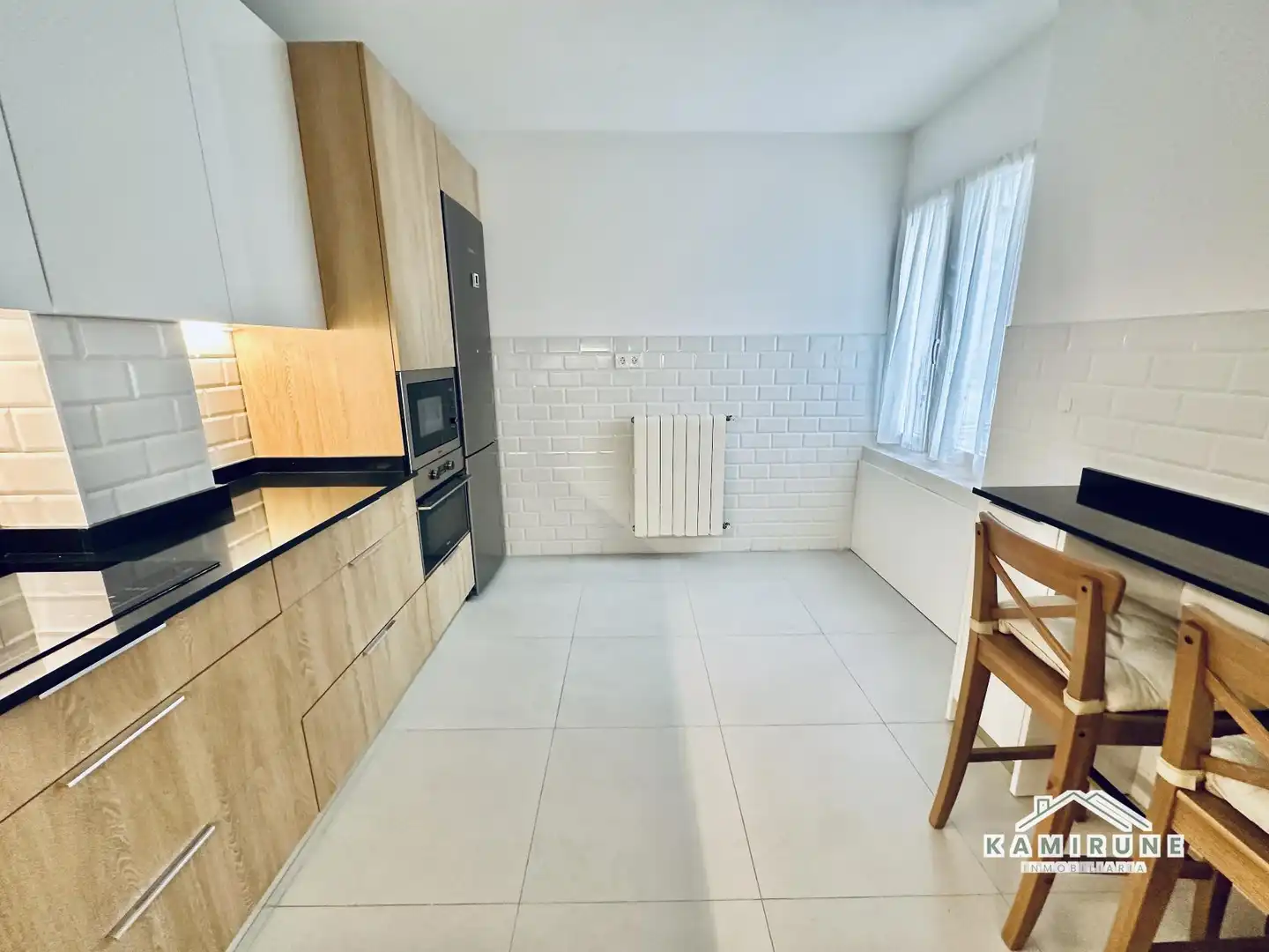 Cocina de Piso en venta en Bilbao  con Calefacción, Terraza y Trastero