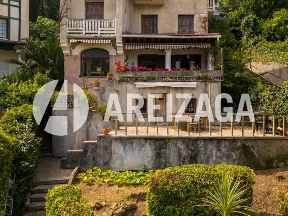 Jardí de Casa o xalet en venda en Donostia - San Sebastián  amb Calefacció, Jardí privat i Terrassa