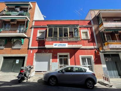 Exterior view of Building for sale in  Madrid Capital