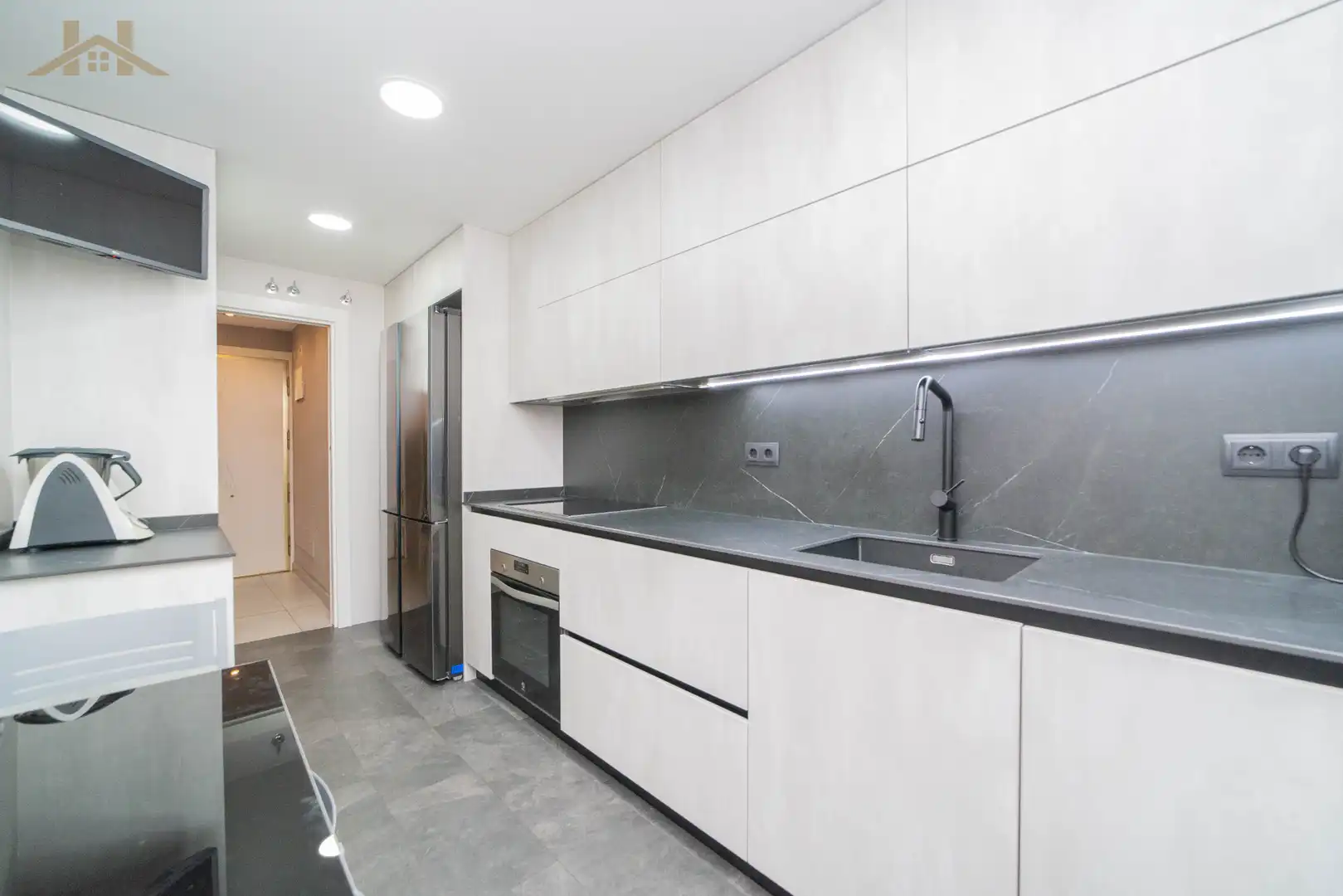 Küche von Wohnung zum Verkauf in Alcorcón mit Klimaanlage, Heizung und Möbliert
