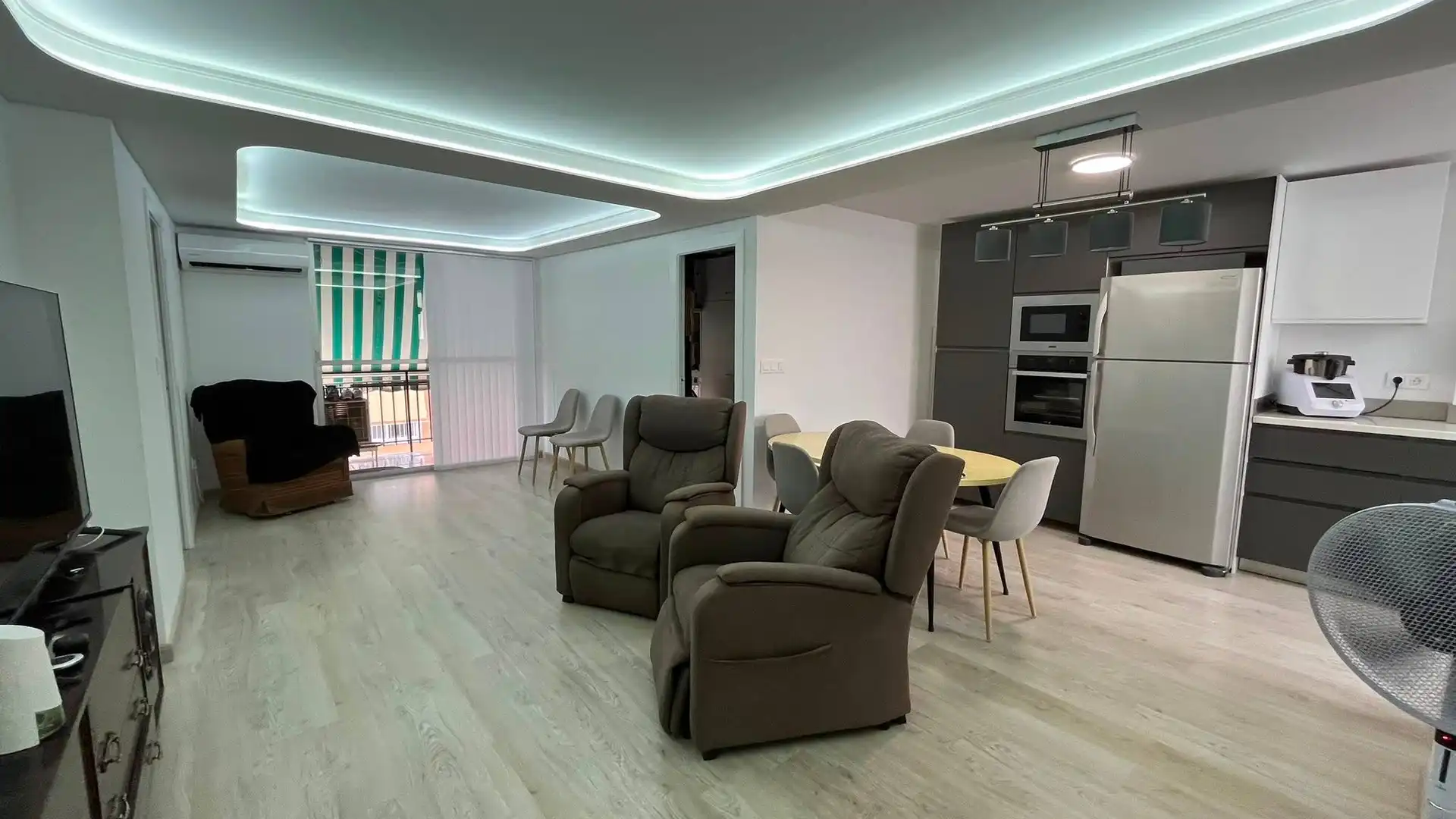 Piso con terraza en venta en Calle Calle Capitàn Gaspar Ortiz, imagen 6