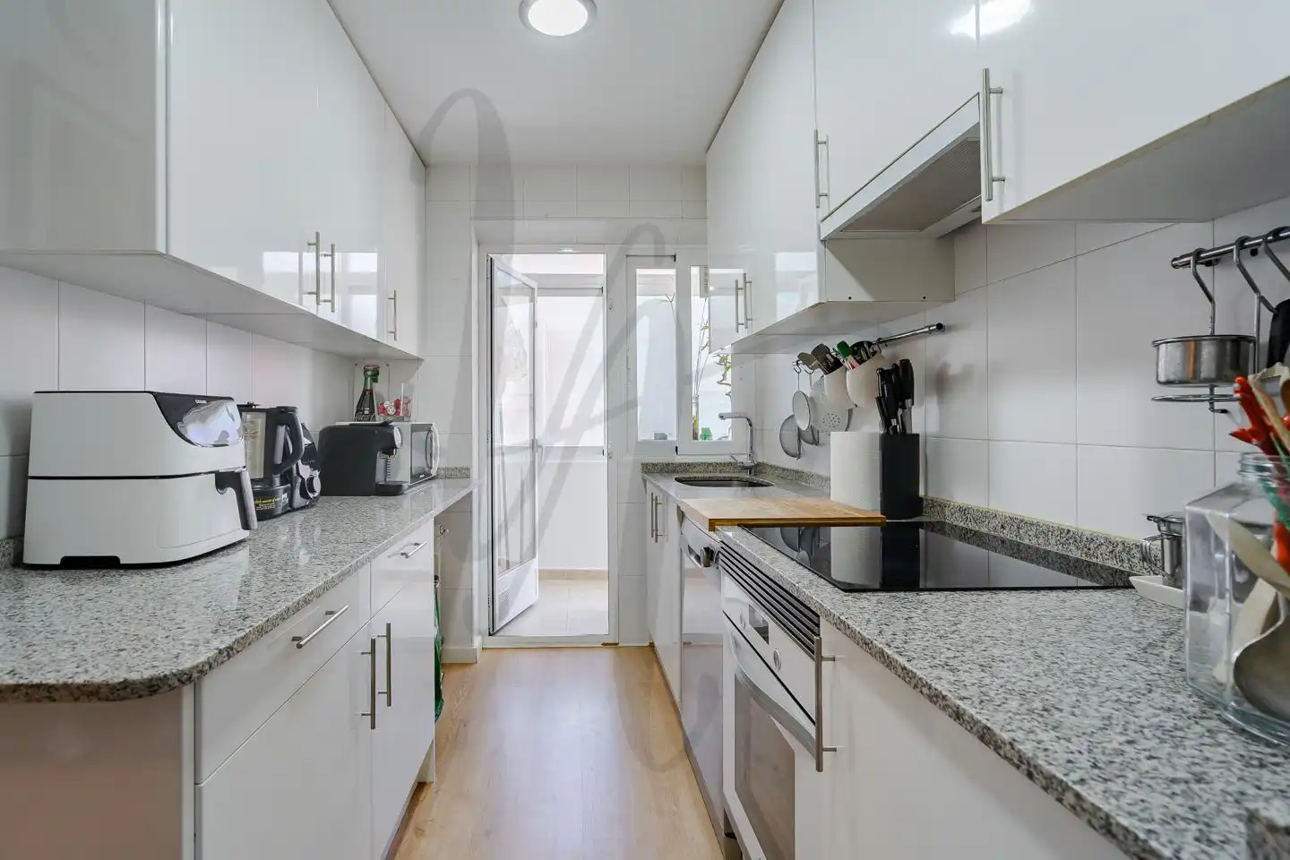 Flat for sale in Carril Del Conde, Canillas