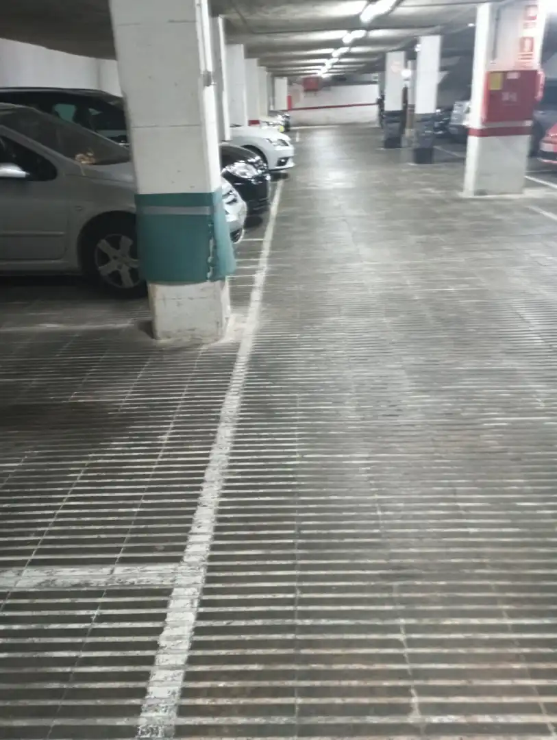 Parking of Garage for sale in Santa Coloma de Gramenet  with Alarm