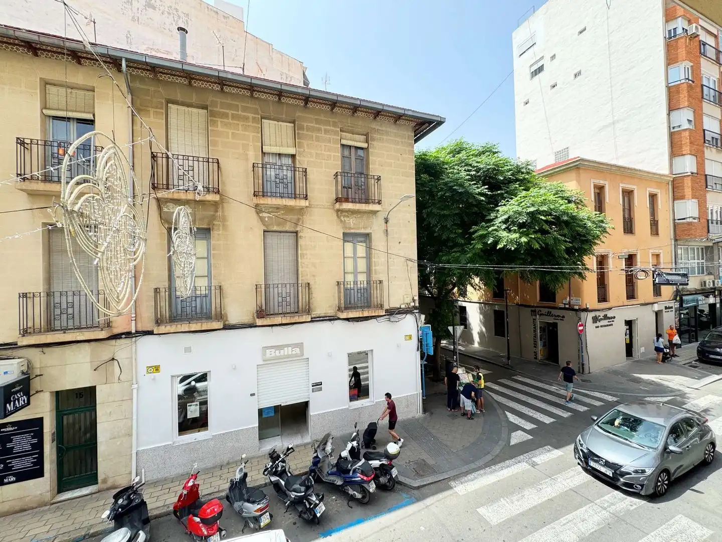 Vista exterior de Piso en venta en Alicante / Alacant con Aire acondicionado, Terraza y Trastero