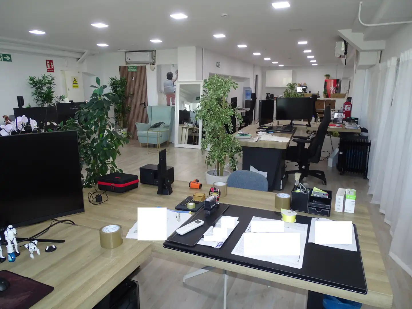 Industrial buildings for rent in Finestrelles