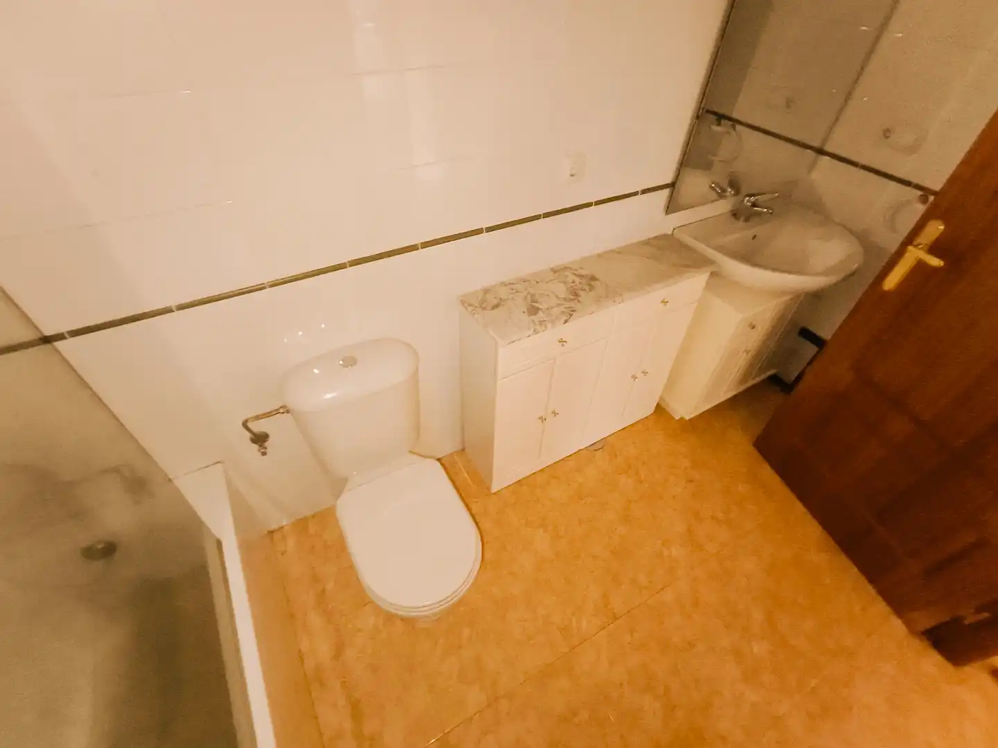 Bathroom of Ground floor for rent in Palencia  with Heating, Parquet flooring and Storage room