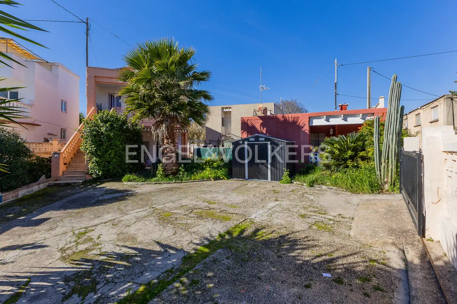 Houses for sale in Gandia  with Heating, Private garden and Balcony