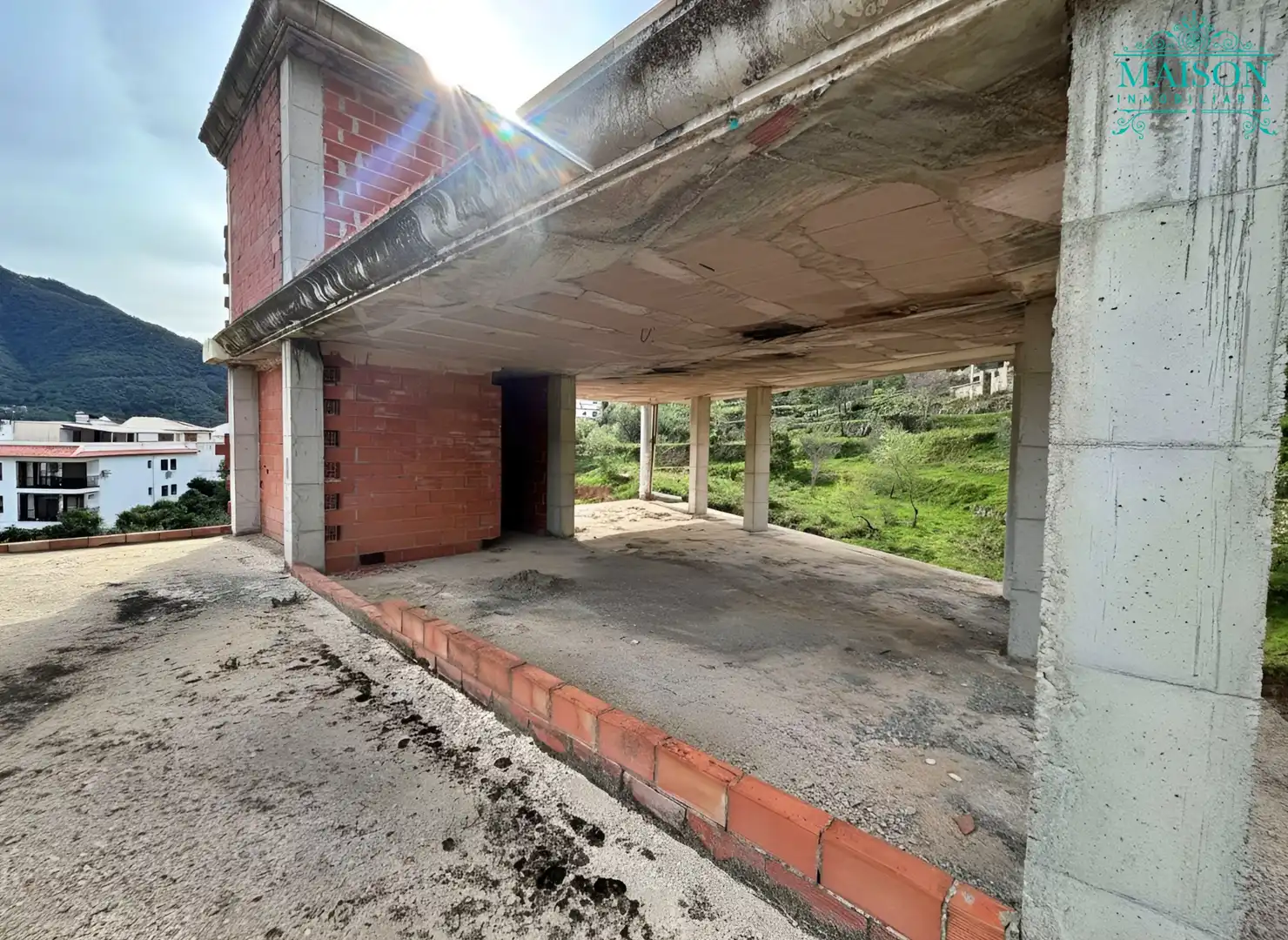 Casa adosada en venda en Eslida
