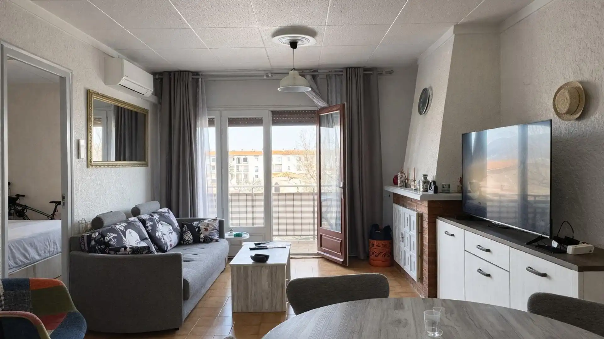 Sala de estar de Ático en venta en Empuriabrava con Aire acondicionado, Calefacción y Balcón