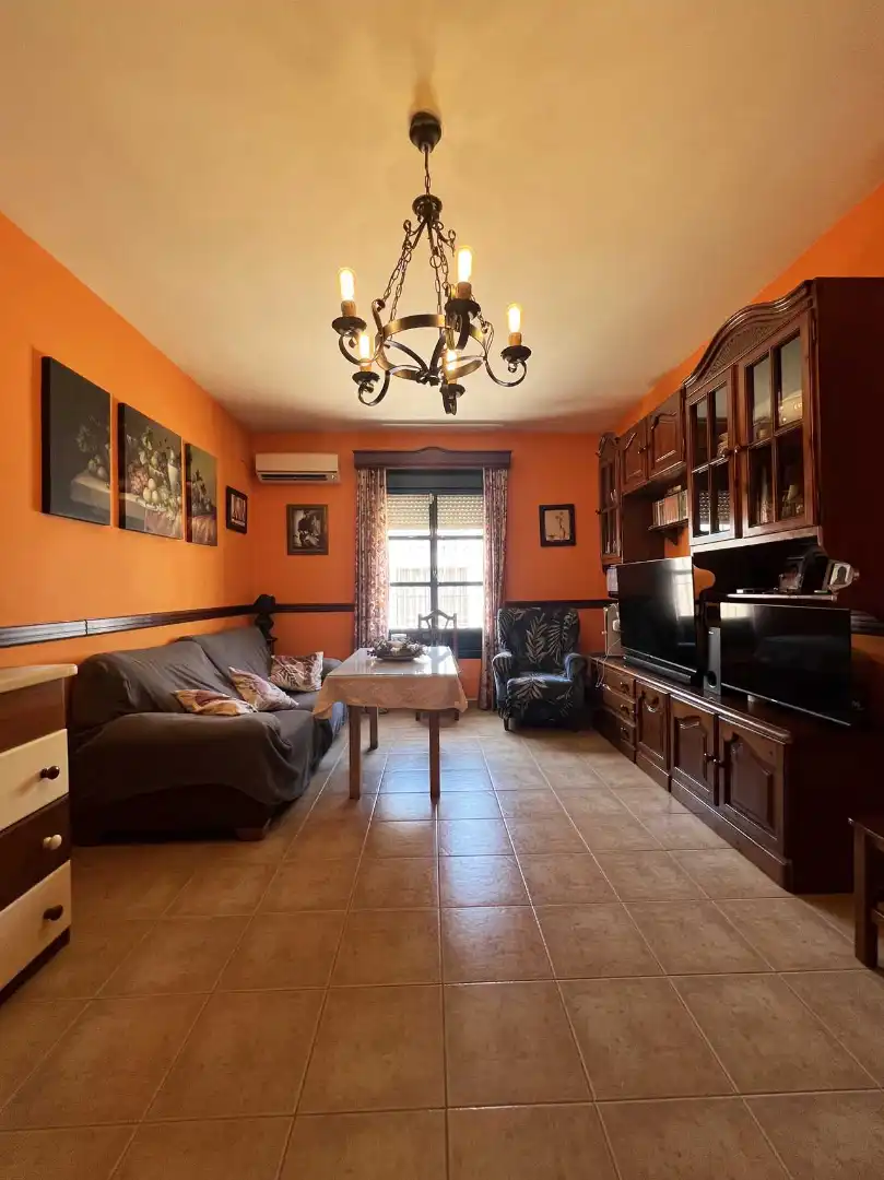 Sala de estar de Casa o chalet en venta en Aguadulce (Sevilla) con Trastero y Piscina