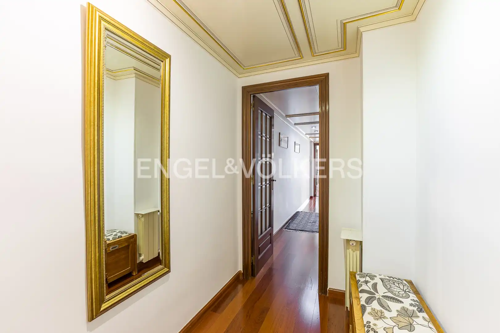 Flat for sale in Barcelona  with Air Conditioner, Heating and Parquet flooring