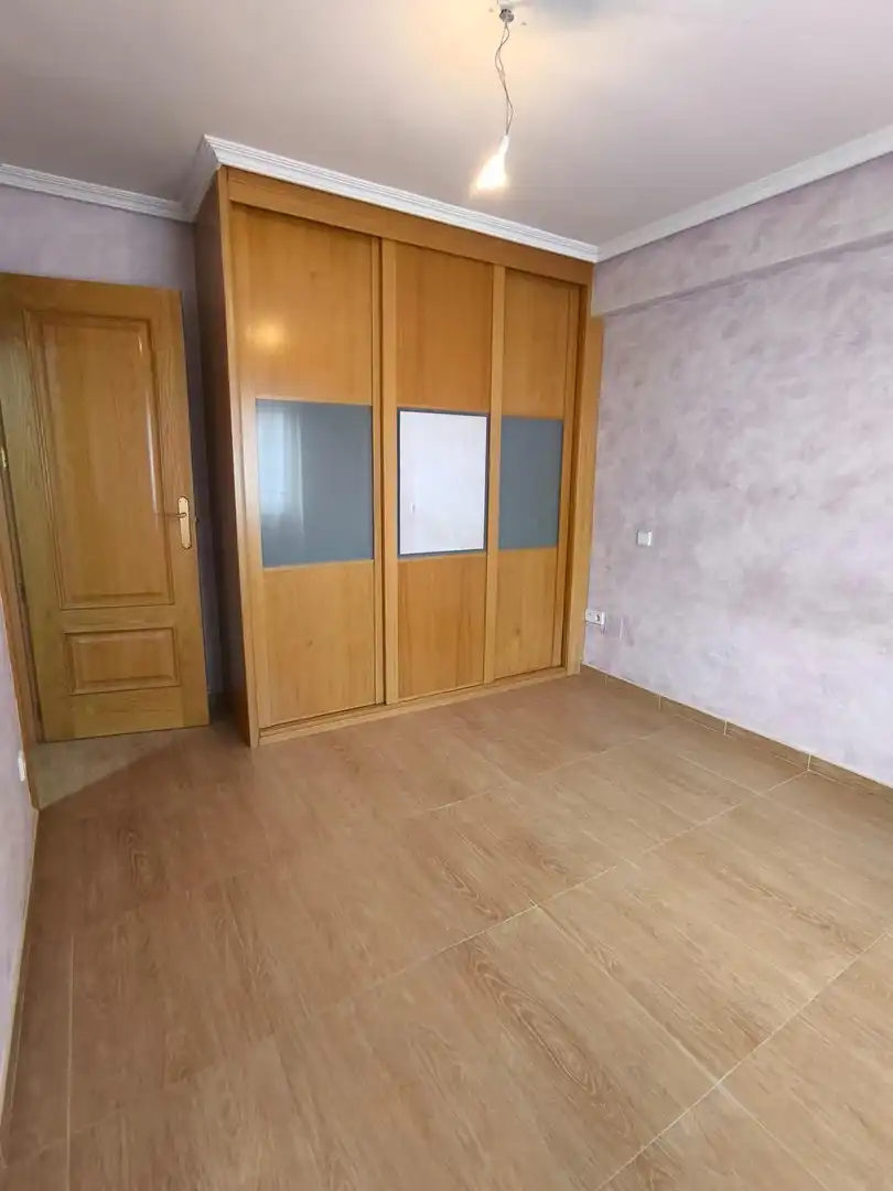 Habitación de Piso en venta en Fuenlabrada con Calefacción y Trastero