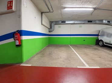 Individual with lift for sale in Carrer de Camprodon