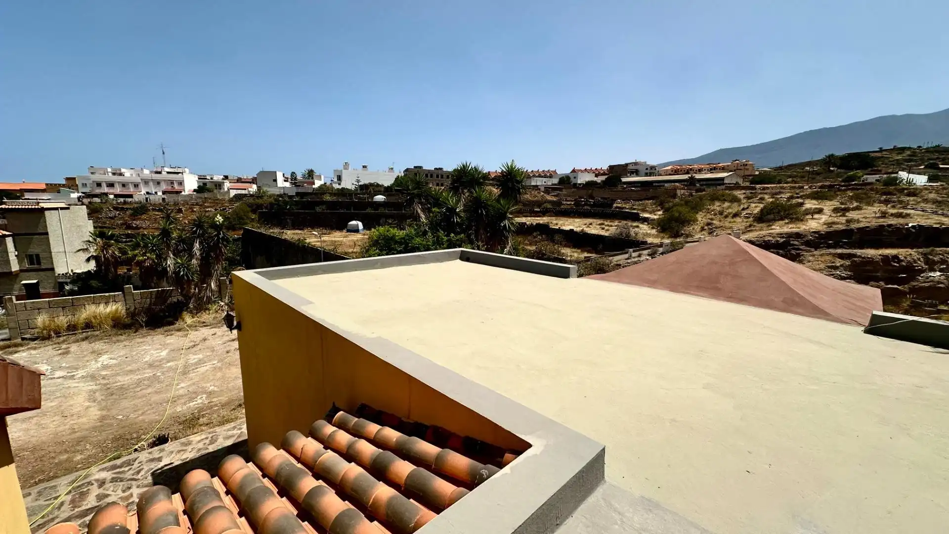 Terrace of Houses for sale in Cuevecitas - Malpaís