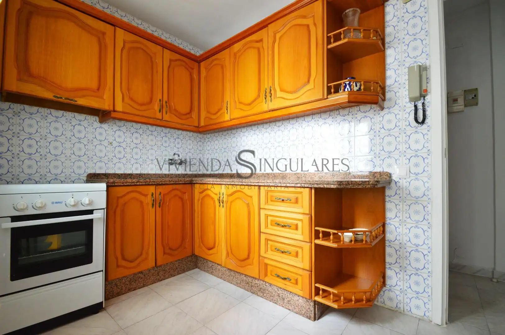 Küche von Wohnung zur Miete in Sevilla mit Klimaanlage, Privatgarten und Terrasse