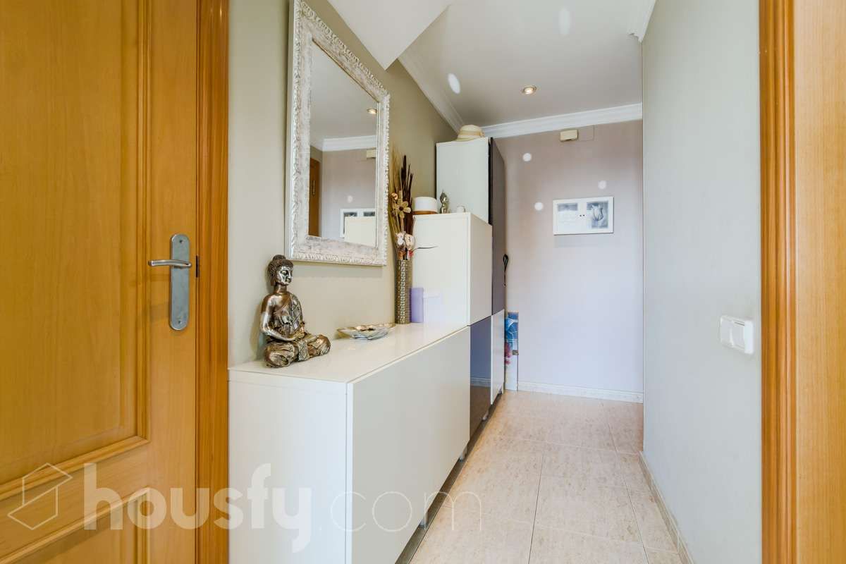 Maisonette zum Verkauf in Badalona mit Klimaanlage, Heizung und Parkett