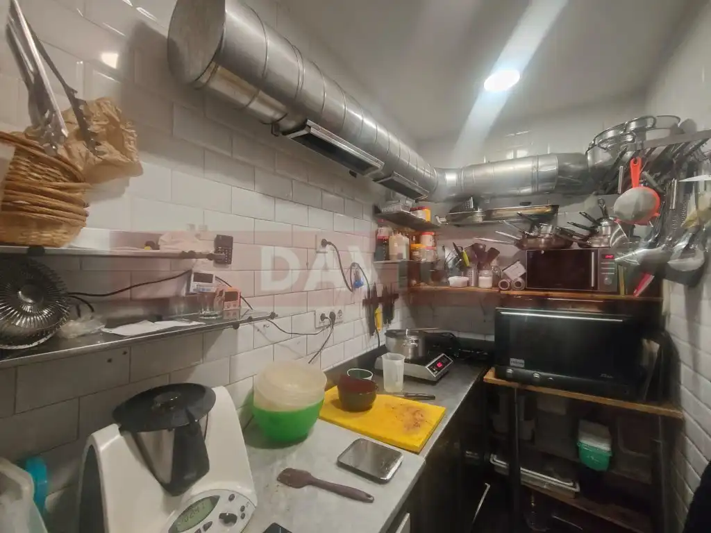 Business premises for transfer in Calle Tapioles, imagen 8