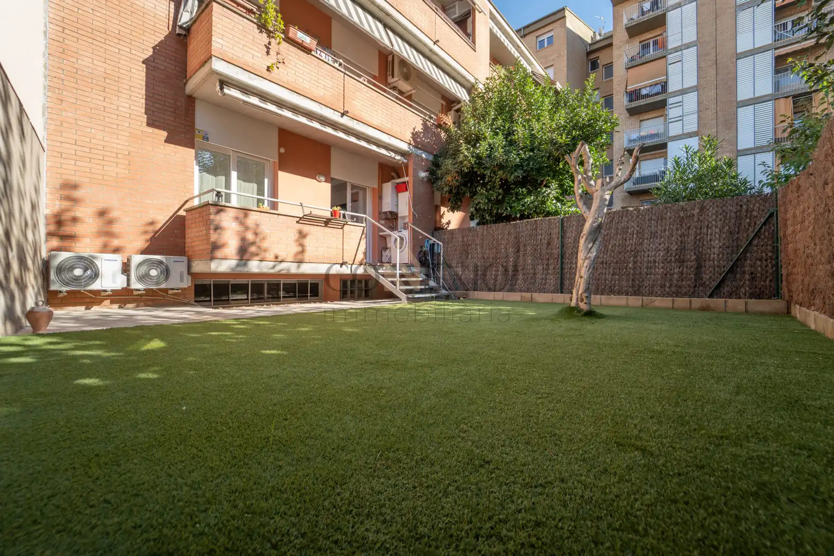 Garden of Ground floor for sale in Girona  with Air Conditioner, Heating and Private garden