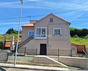 Exterior view of House or chalet for sale in Vilagarcía de Arousa  with Heating, Storage room and Furnished