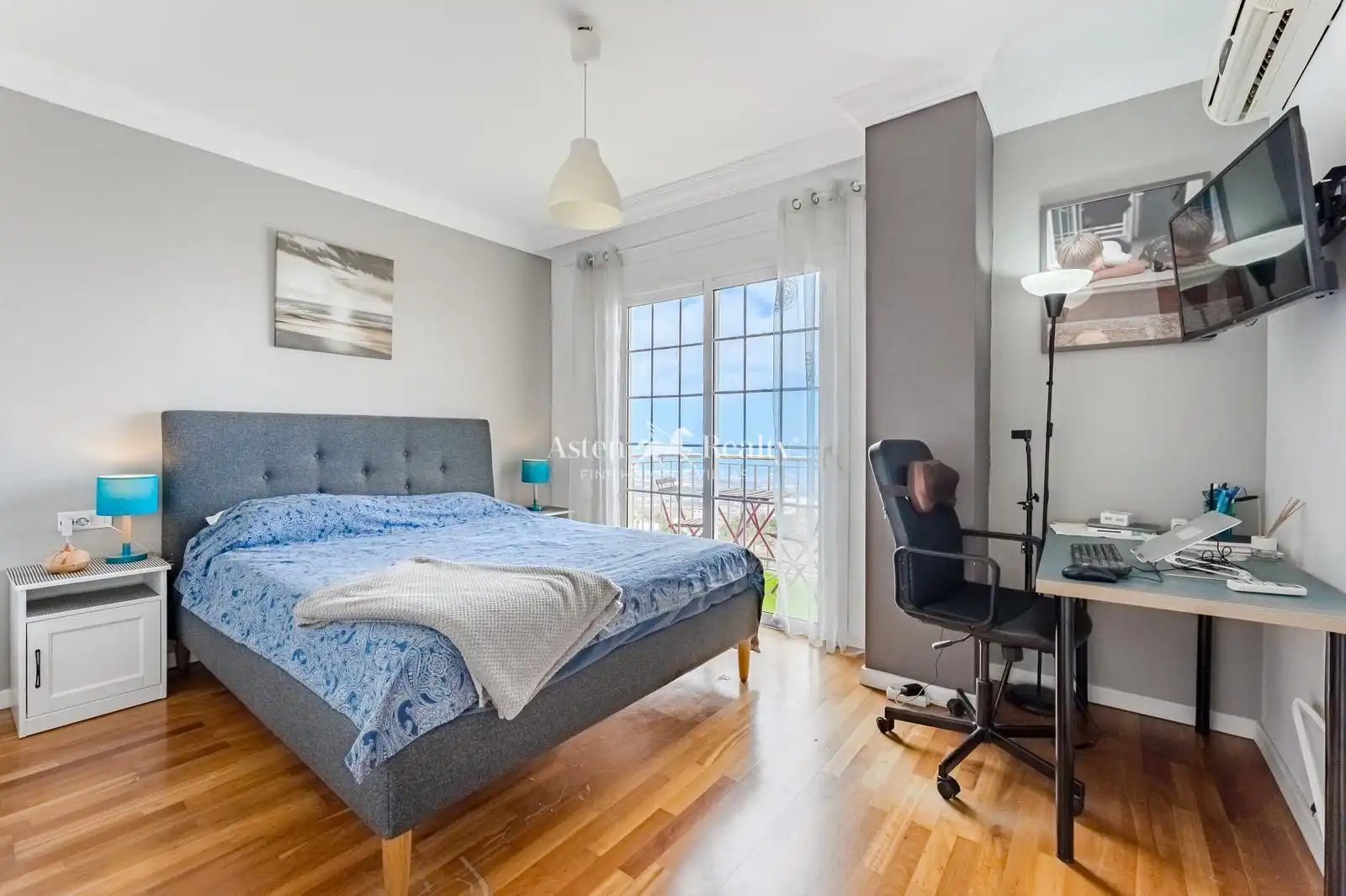 Habitación de Casa adosada en venta en San Miguel de Abona con Aire acondicionado, Calefacción y Jardín privado