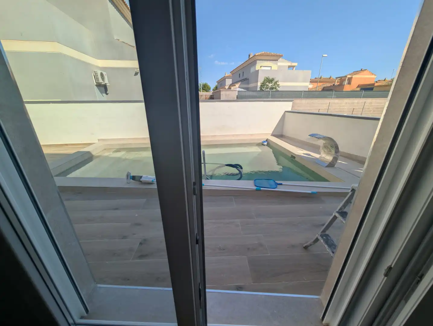 Casa aparellada amb piscina en venda a Calle Papagayo, imagen 15