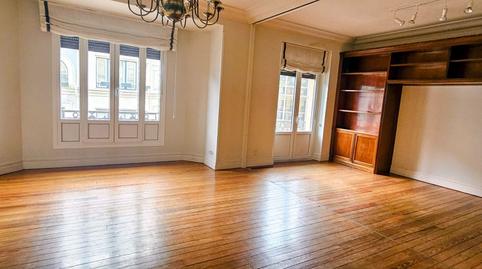 Foto 3 von Wohnung zum Verkauf in Heros Kalea, 28, Ensanche - Moyua - Diputación, Bilbao