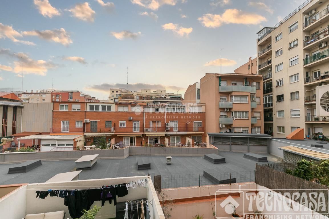 Vista exterior de Pis en venda en  Barcelona Capital