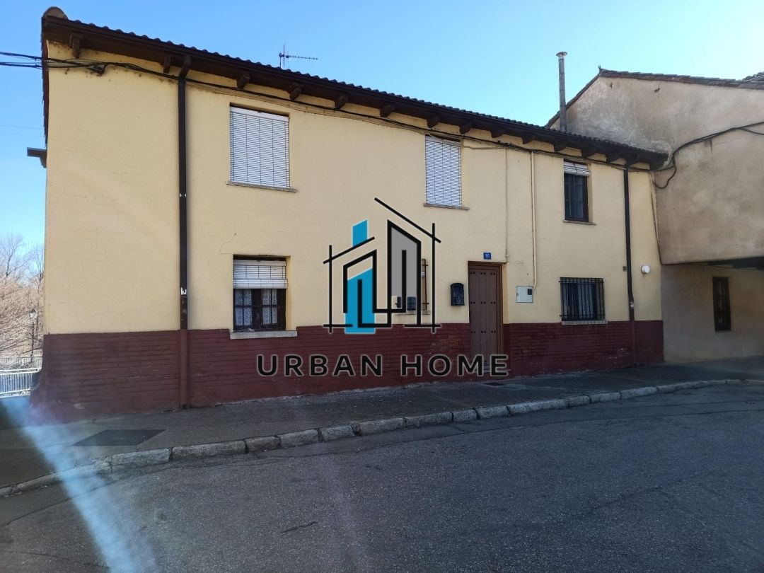 Casa o xalet en venda a Mansilla de las Mulas