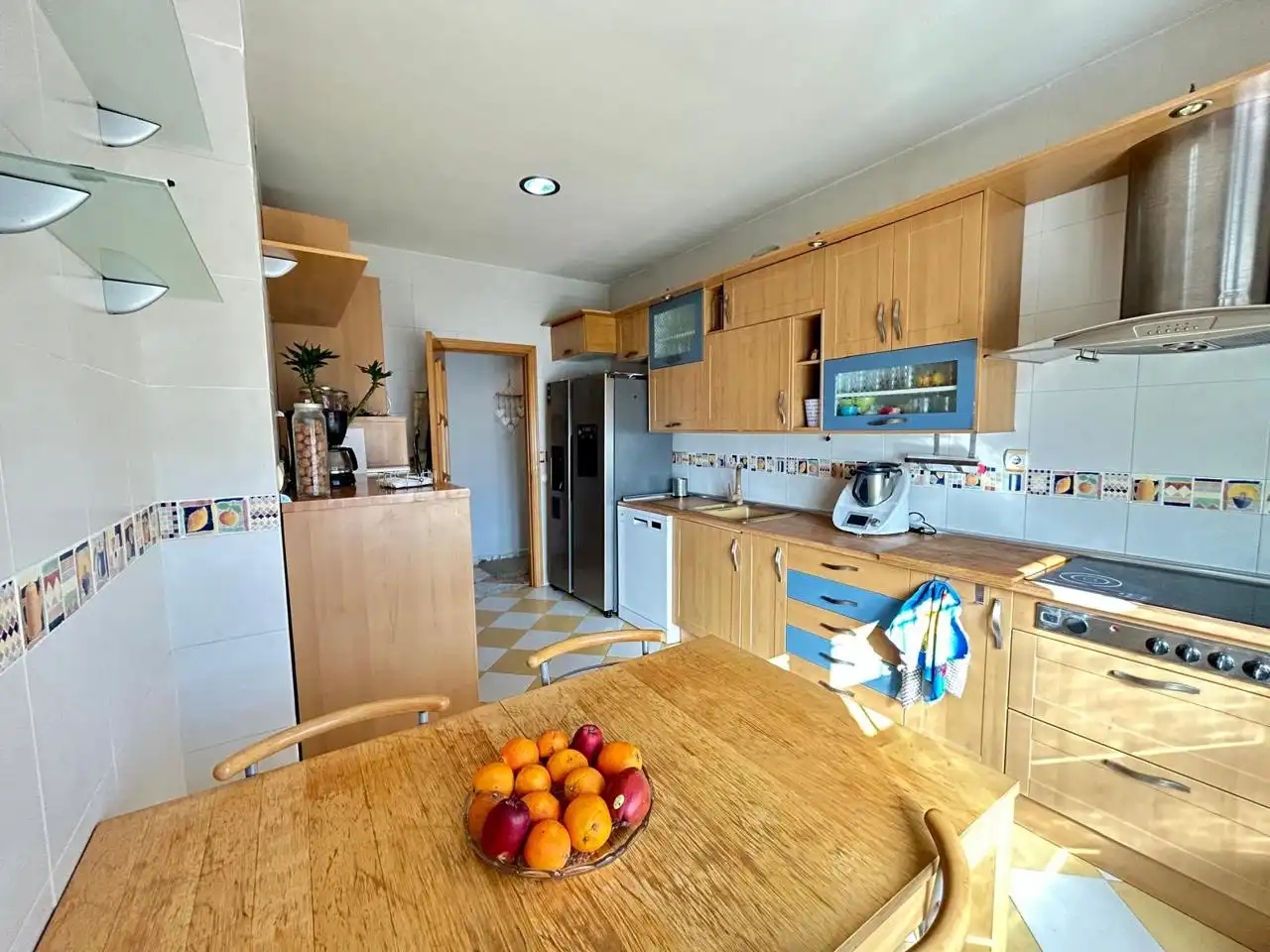 Küche von Haus oder Chalet zum Verkauf in El Casar mit Heizung, Privatgarten und Terrasse