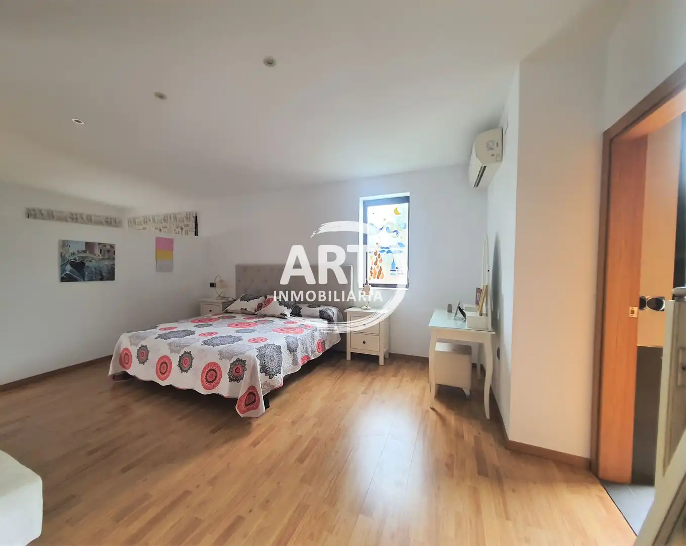 Bedroom of Houses for sale in L'Eliana  with Air Conditioner, Heating and Terrace