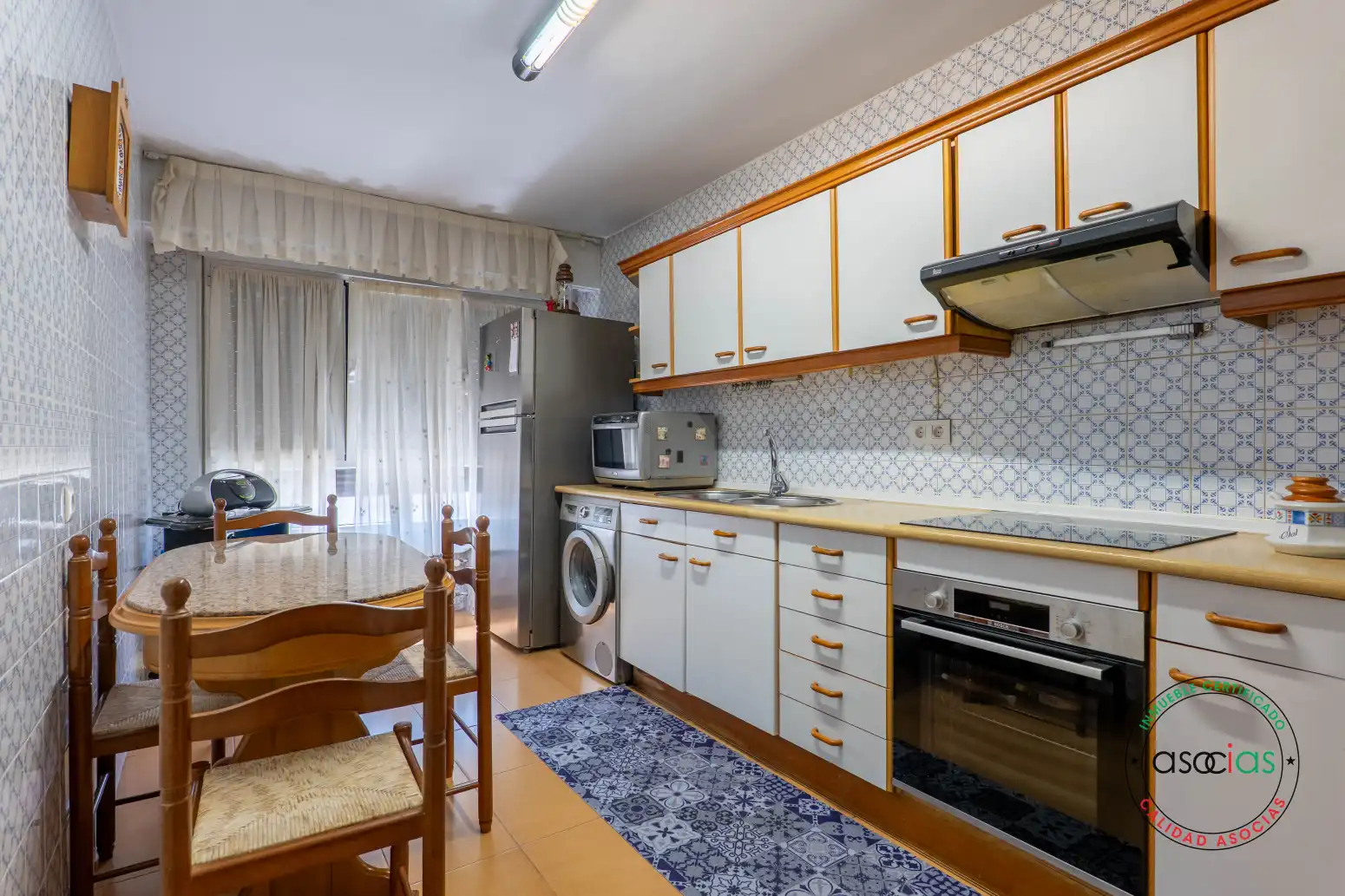 Cuina de Pis en venda en Gijón  amb Calefacció i Parquet