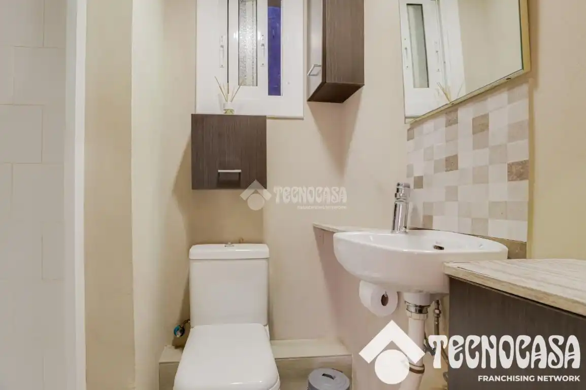 Badezimmer von Wohnung zum Verkauf in Barcelona