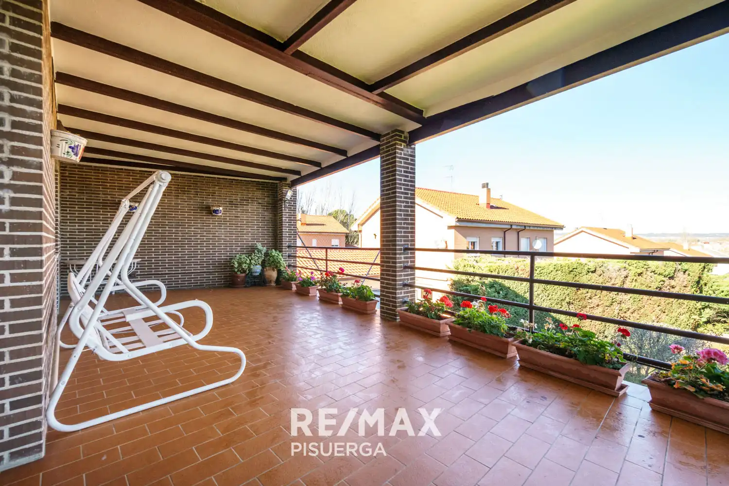 Terrassa de Casa o xalet en venda en Tudela de Duero amb Calefacció, Jardí privat i Terrassa