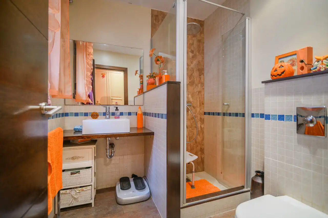Baño de Casa o chalet de alquiler en Begues con Aire acondicionado, Calefacción y Jardín privado