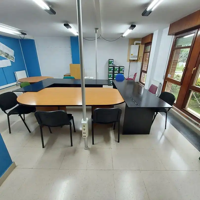 Büro zum Verkauf in Abadiño  mit Heizung und Möbliert