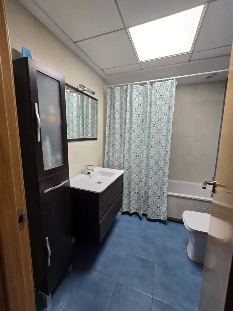 Baño de Piso en venta en Crevillent con Aire acondicionado, Parquet y Terraza