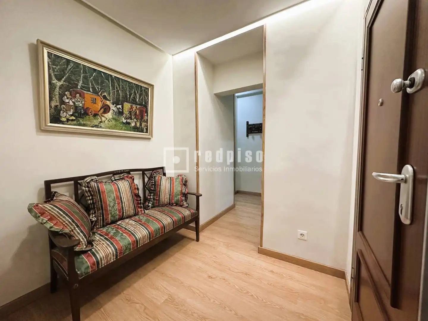 Piso en venta en Madrid con Calefacción y Amueblado