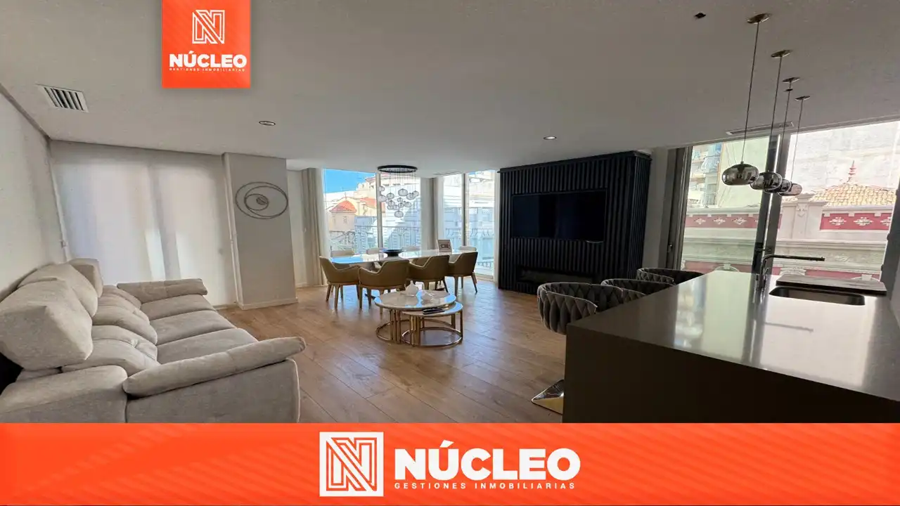 Appartamento con terrazza in vendita a Carrer Marquès Molins 14