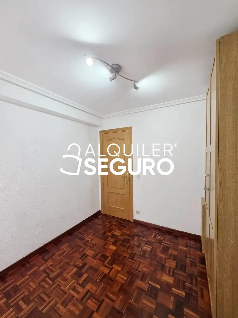 Pis de lloguer a Álava, La Serna
