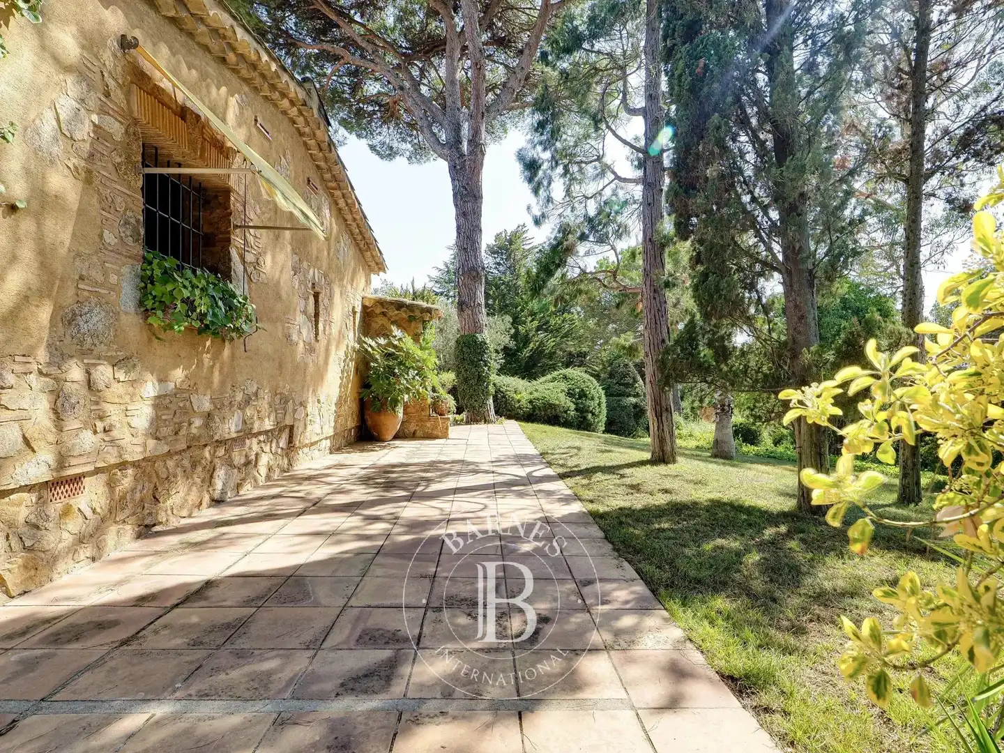 Jardí de Finca rústica en venda en Caldes de Malavella amb Calefacció, Piscina i Internet