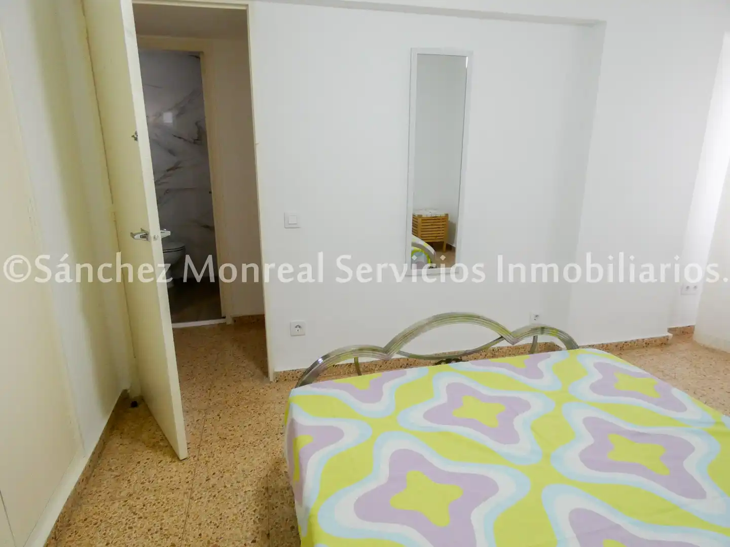 Habitación de Piso de alquiler en Alcázar de San Juan con Aire acondicionado, Terraza y Amueblado