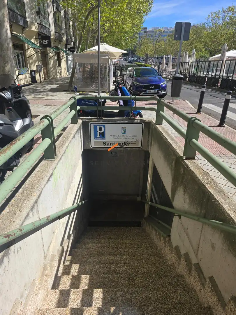 Parking de Garaje en venta en Madrid